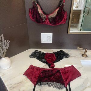 Bluebella 3 piece set